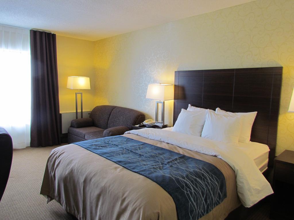 Comfort Inn Trois-Rivieres Exterior photo