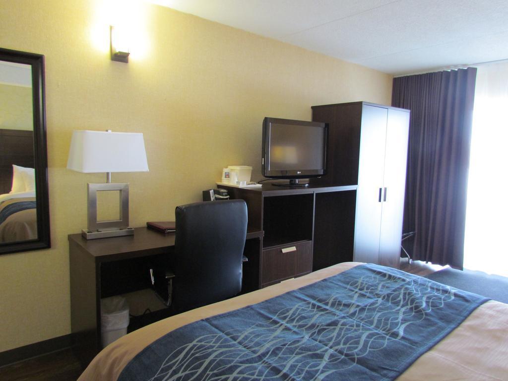 Comfort Inn Trois-Rivieres Exterior photo