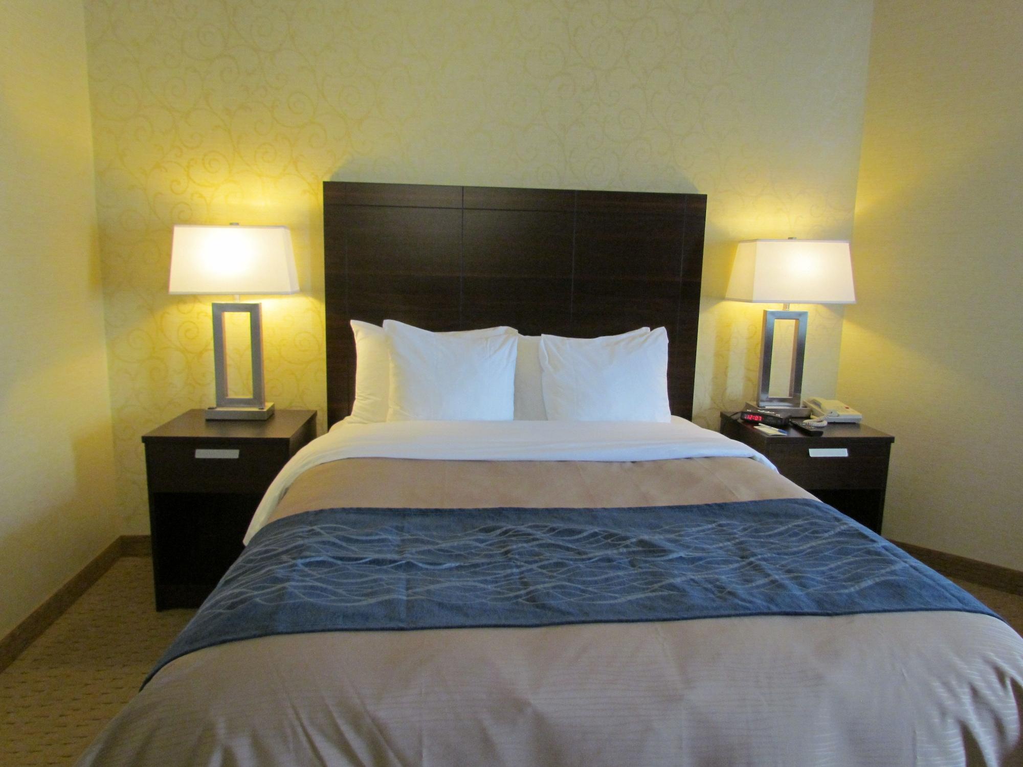Comfort Inn Trois-Rivieres Exterior photo